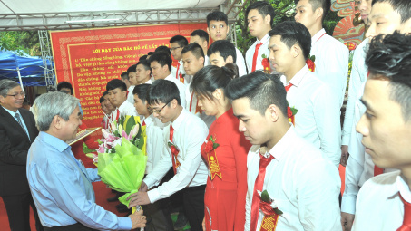 Khát vọng Rạng Đông