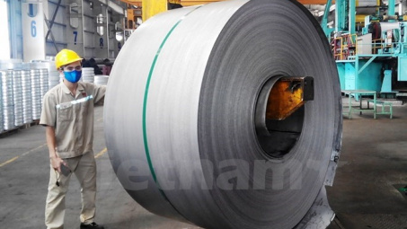 Tập đoàn Hoa Sen xuất khẩu 12.000 tấn tôn thành phẩm sang châu Âu