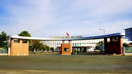 Giải pháp nâng cao sự hài lòng của giảng viên trong giảng dạy và nghiên cứu: Nghiên cứu điển hình tại Trường Đại học An Giang