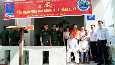 PVEP trao tặng nhà tình nghĩa Đại đoàn kết tại Bình Thuận năm 2017