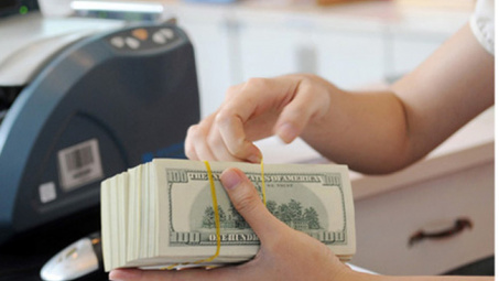 Reference exchange rate down as week begins