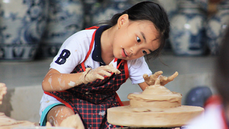 Khuyến công Hà Nội: Dạy nghề để phát huy làng nghề