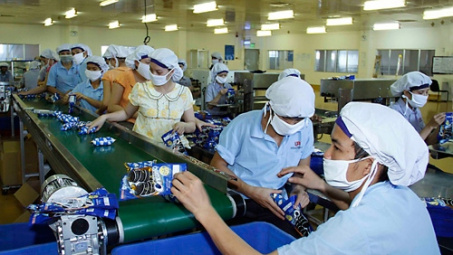 Over half of companies confident of better performance in Q3