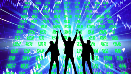 Stocks rebound on bargain hunting