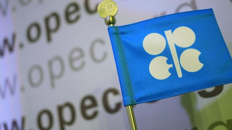 Giá dầu thế giới giảm do lo ngại OPEC tăng khai thác dầu thô