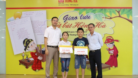 Giao lưu “Nét bút Hồng Hà” sân chơi ý nghĩa dành cho học sinh