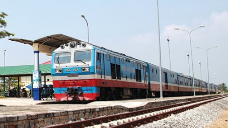 Railway sector asked to improve competitiveness