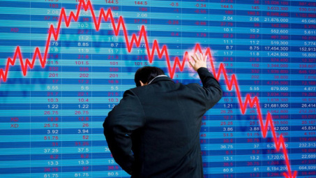 Market down on fragile confidence