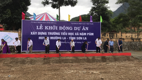 Khởi công xây Trường tiểu học Nặm Păm xã Nặm Păm, huyện Mường La do Tập đoàn Điện lực Việt Nam hỗ trợ kinh phí