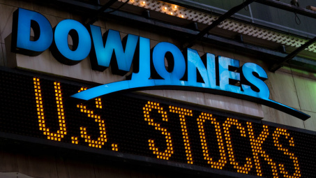 Chỉ số Dow Jones lập kỷ lục mới