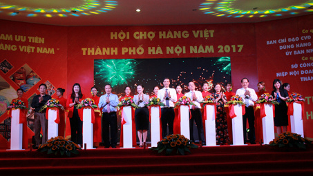 Hội chợ hàng Việt Nam Tp. Hà Nội năm 2017: Đẩy mạnh kết nối giao thương