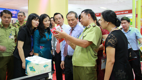 Mở rộng thị trường, đẩy mạnh tiêu thụ các sản phẩm địa phương