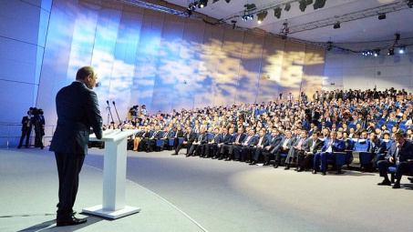 Central economic commission head attends Eastern Economic Forum 