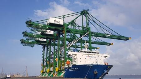 Doosan Vina ships three more gantry cranes to India 
