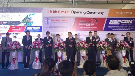 Exhibitions help promote support industry 