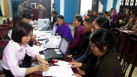 PM urges lower interest rates, stable taxes 