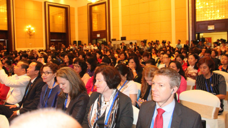 Vietnam suggests foundation of APEC women entrepreneurs’ network 