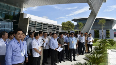 Deputy PM reviews preparations for APEC Economic Leaders’ Week 