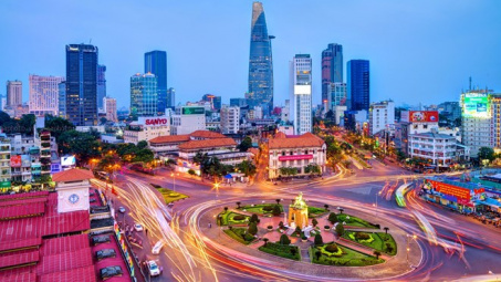 Ho Chi Minh City wants investment in transport infrastructure, hi-tech industry 