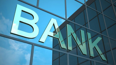 Banks face charter capital difficulties 