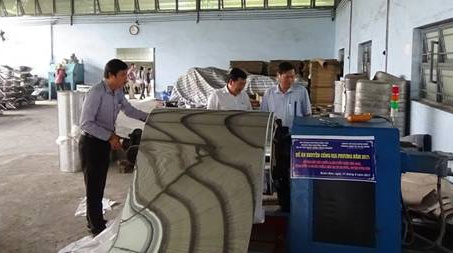 Nghiệm thu đề án “Hỗ trợ máy móc thiết bị sản xuất chậu rửa Inox”