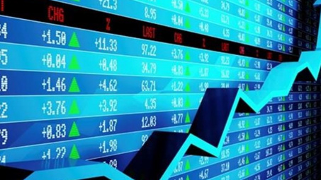 Market rebounds on blue chips