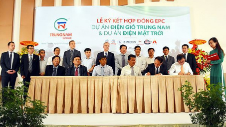Partnership formed to develop wind, solar power in Ninh Thuan