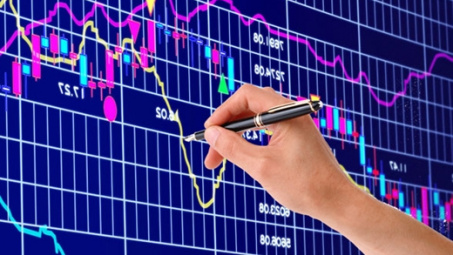 Blue chips retreat, Index slumps