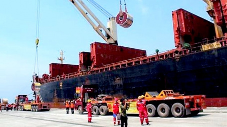 12,000 tonnes of iron sheets shipped to Europe 