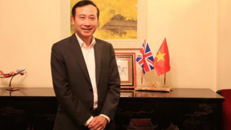 Vietnam, UK boost strategic partnership