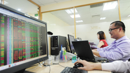 Shares rise for fourth straight session 