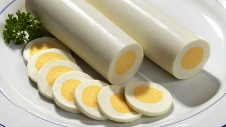 Sự thật đằng sau những quả trứng gà....dài 30cm nổi tiếng Thế giới