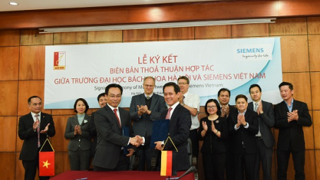 Siemens và Trường Đại học Bách Khoa Hà Nội ký kết MOU