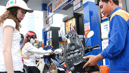 Bãi bỏ một số điều kiện đối với thương nhân kinh doanh xăng dầu