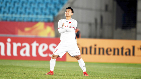 Cách người hâm mộ Việt ăn mừng U23 chiến thắng