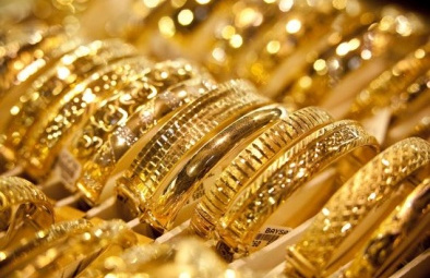 Giá vàng hôm nay 25/1: USD chìm sâu, vàng tăng vọt