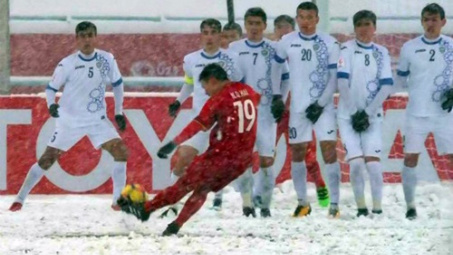 U-23 VN ngẩng cao đầu rời Trung Quốc