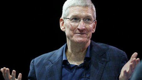 CEO Tim Cook nói về tương lai Apple Watch và Apple Pay