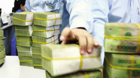 Lùi thời hạn đóng tài khoản không đủ tư cách pháp nhân