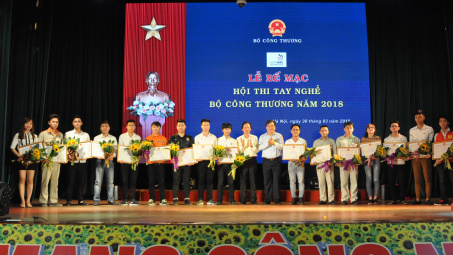 16 sinh viên xuất sắc đạt giải Nhất Hội thi Tay nghề Bộ Công Thương 2018