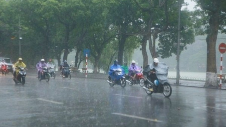Dự báo thời tiết 5/4: Hà Nội mưa rào, giảm sốc 11 độ
