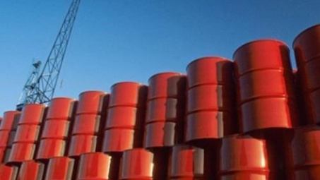 Giá dầu Brent chạm mức cao nhất trong hơn ba năm