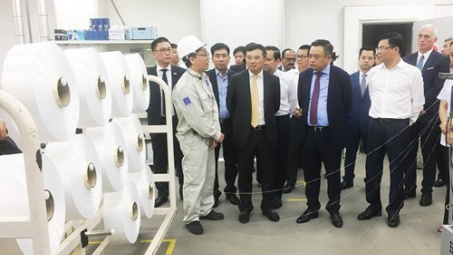 PVTEX ký kết hợp tác sản xuất kinh doanh, vận hành dây chuyển sản xuất 