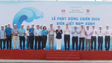 Habeco đồng hành với chiến dịch “Biển Việt Nam Xanh"