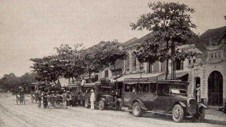100 năm trước, Việt Nam có bao nhiêu xe hơi?