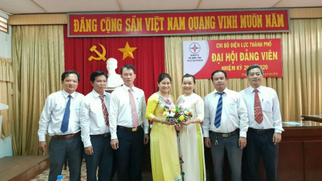 Điện lực Thành phố Bến Tre tổ chức Đại hội chi bộ nhiệm kỳ 2018 - 2020
