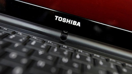 Sharp muốn mua mảng PC của Toshiba