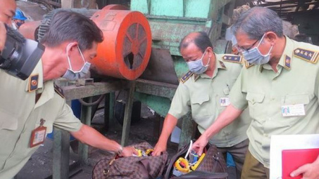 TP. Hồ Chí Minh tiêu hủy lô hàng giả trị giá hơn 20 tỷ đồng