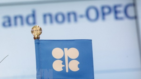Giá dầu đi lên trong bối cảnh các nhà đầu tư "ngóng chờ" hội nghị OPEC