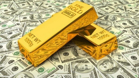 Giá vàng tụt dốc trong khi đồng USD vững mạnh